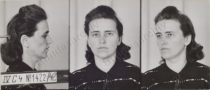 Erkennungsdienstliche Aufnahmen von Elise Hampel
